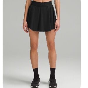 Lululemon Black Court Rival High-Rise Skirt Size 20 Long